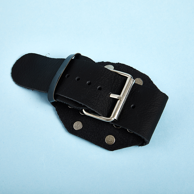 New 1Pc Slingshot Wristband Fi - Outdoor Hunting Toys review and price